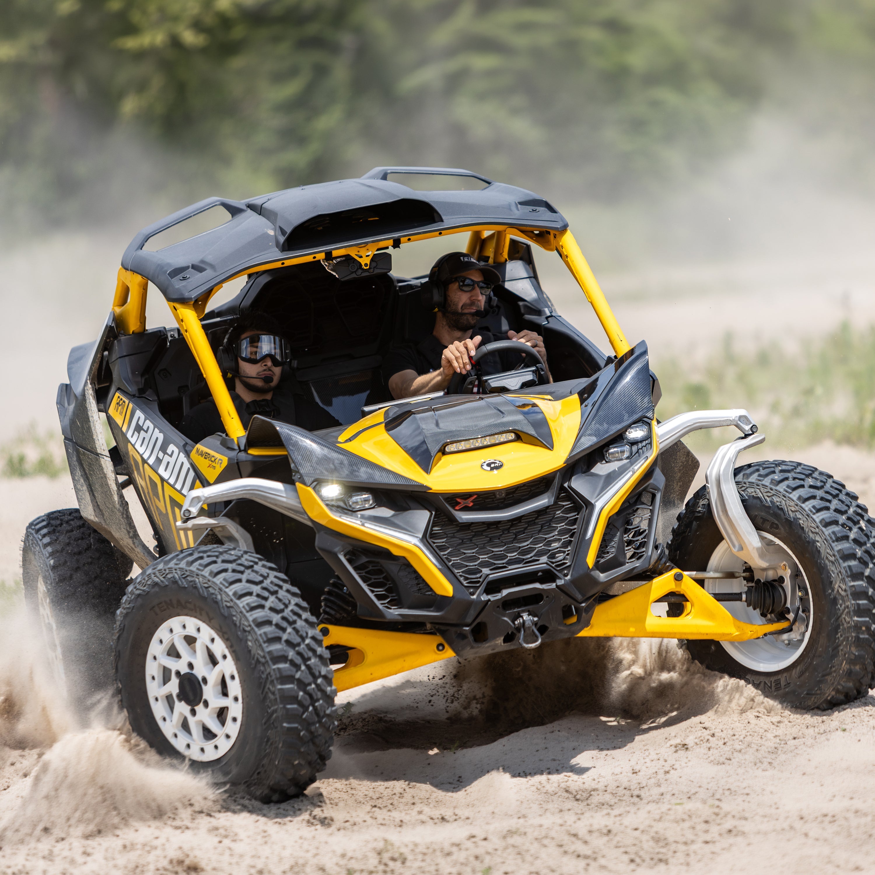 RPM Can-Am Maverick R Carbon Fiber Full Coverage Hood