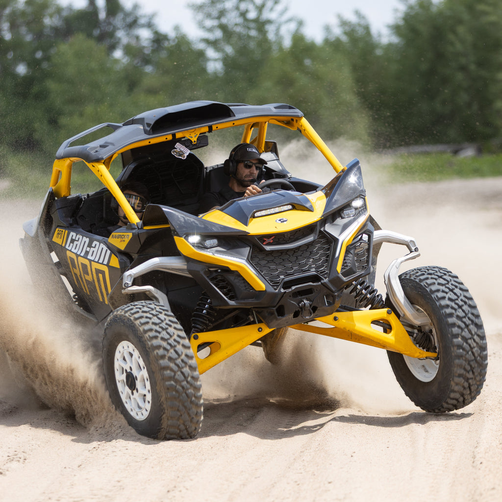 RPM Can-Am Maverick R Carbon Fiber Front Fenders